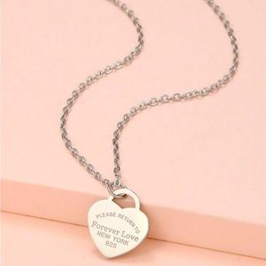 Silver plated heart necklace